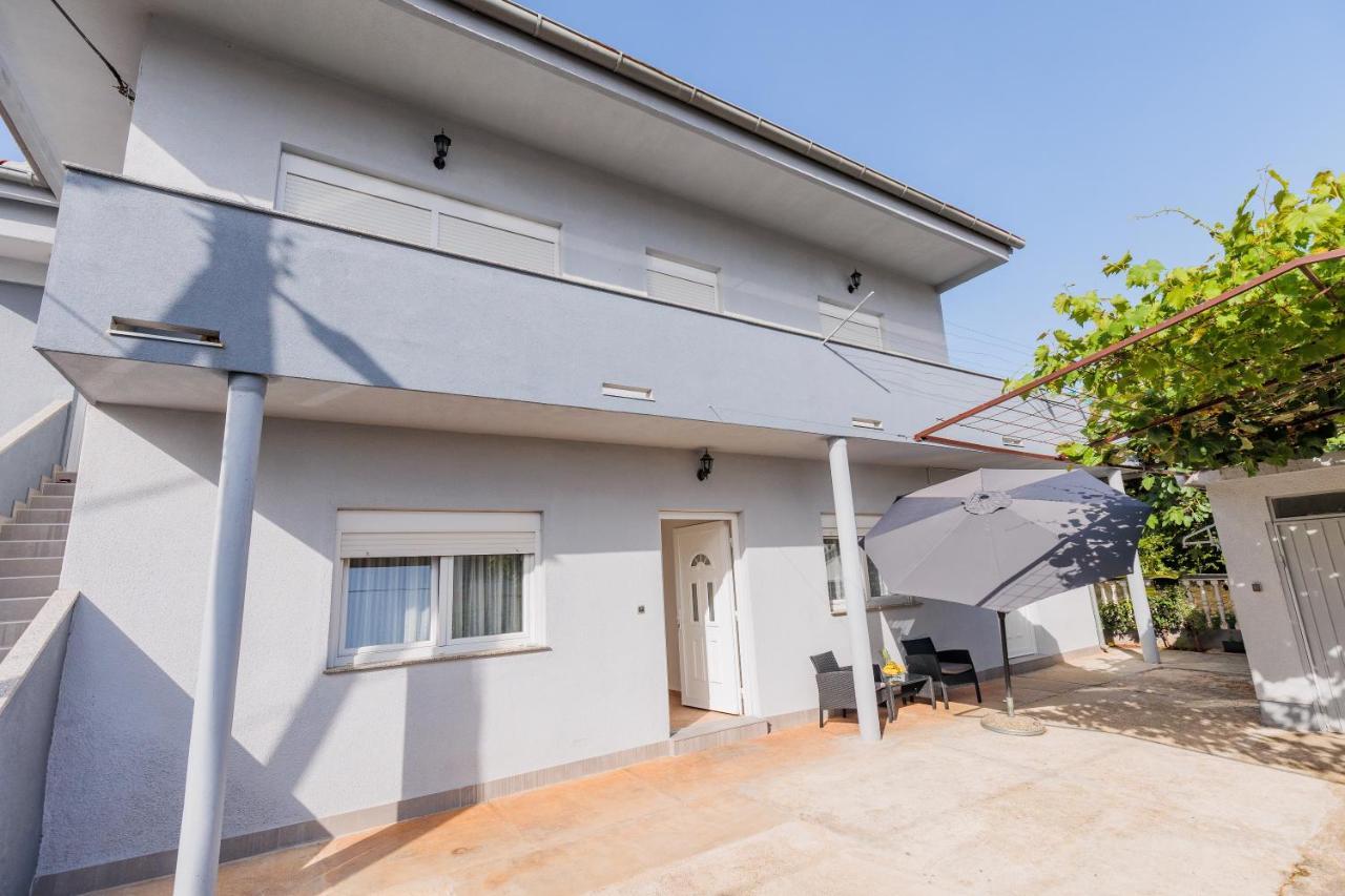Apartman Toni 扎达尔 外观 照片
