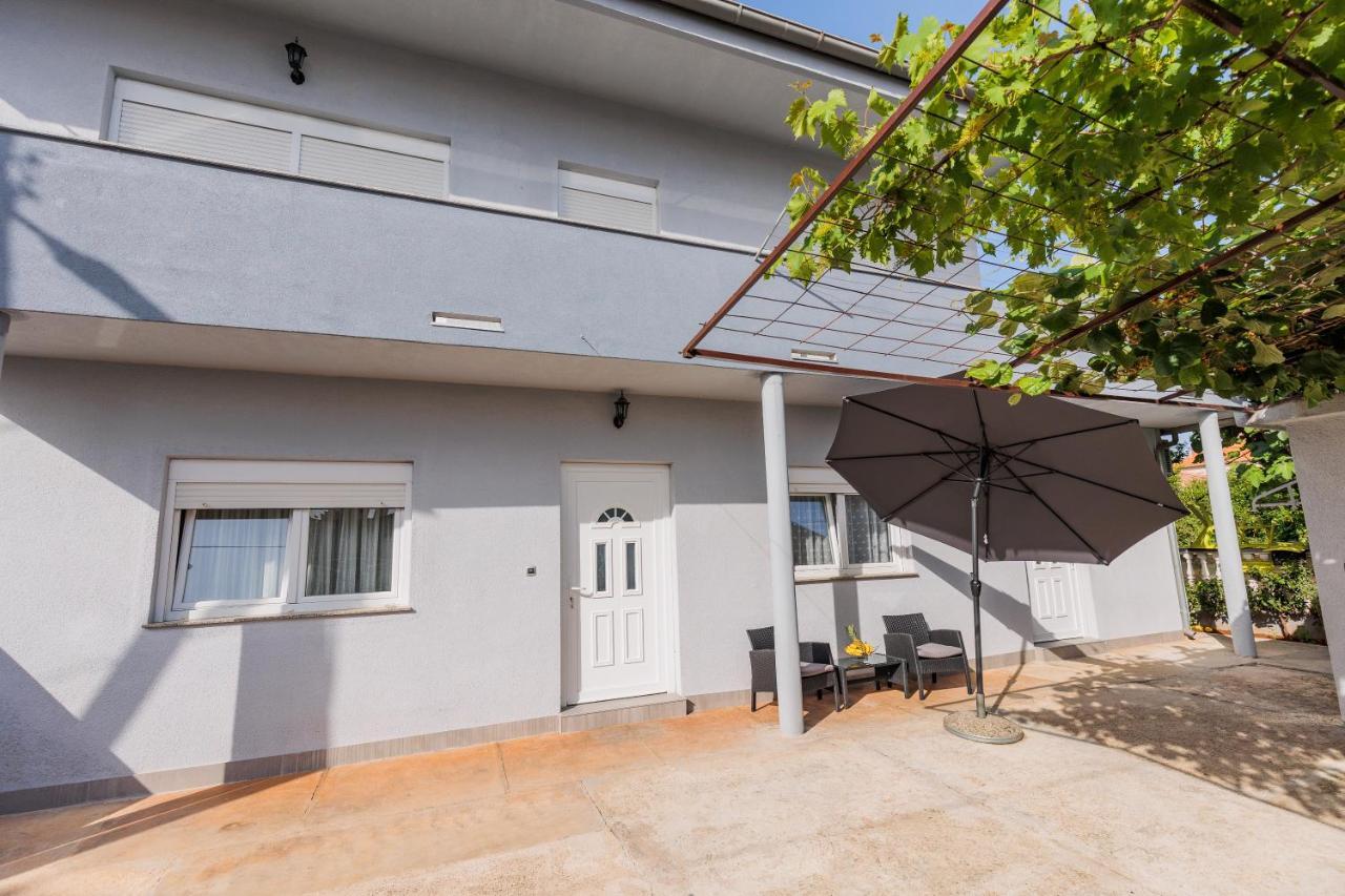 Apartman Toni 扎达尔 外观 照片