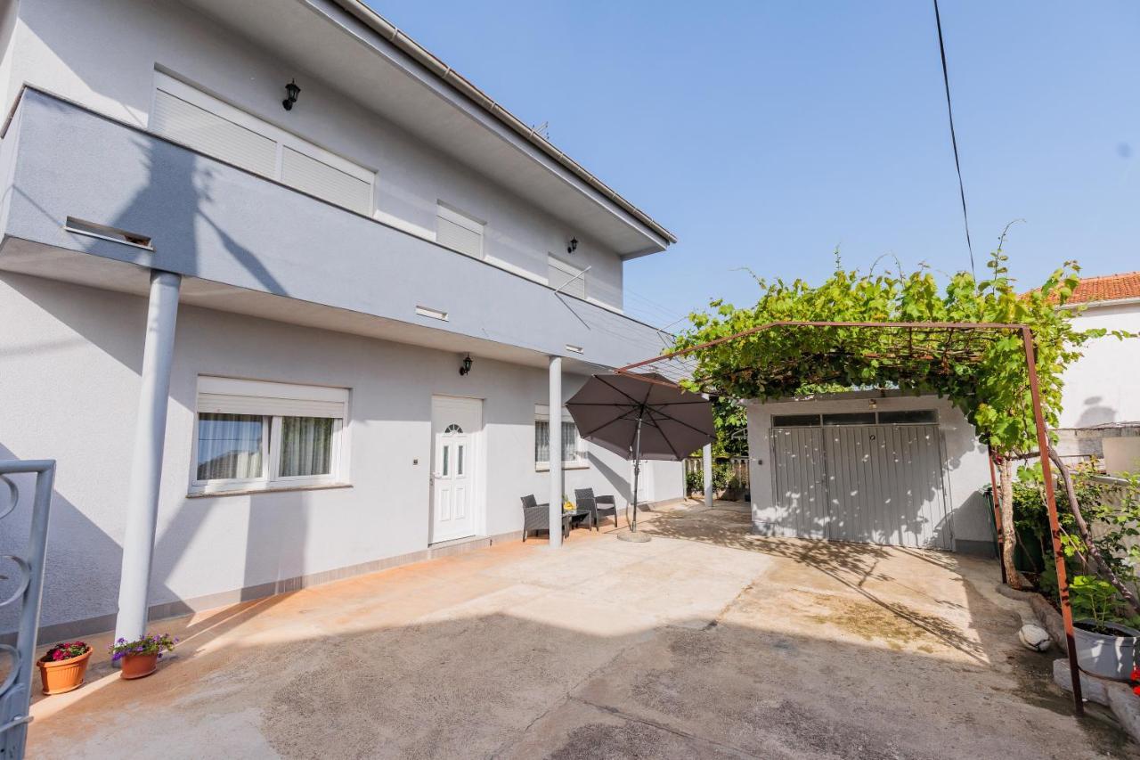 Apartman Toni 扎达尔 外观 照片